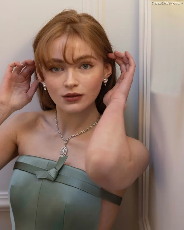 Sadie Sink photo 24 of 1907