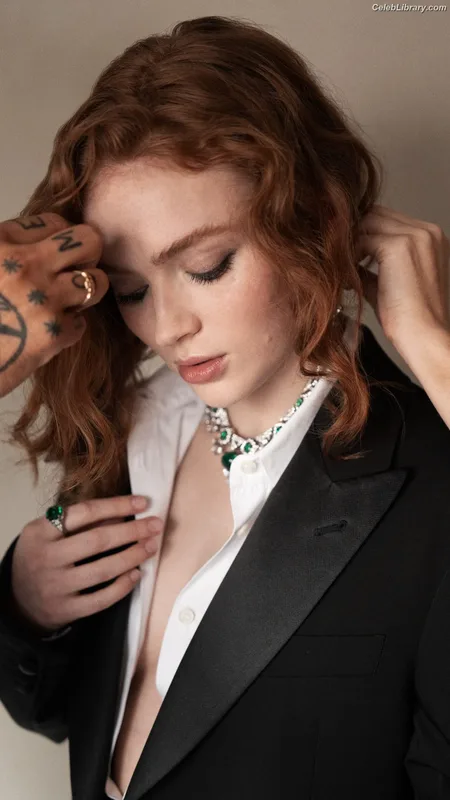 Sadie Sink photo 7 of 1907