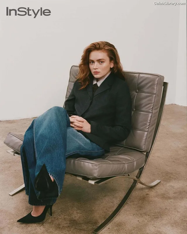 Sadie Sink photo 8 of 1907