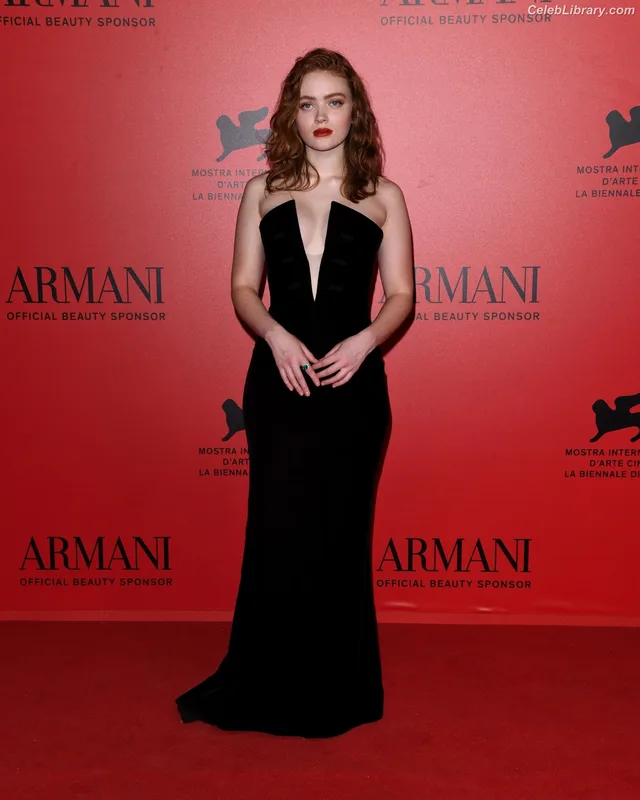 Sadie Sink photo 22 of 1907