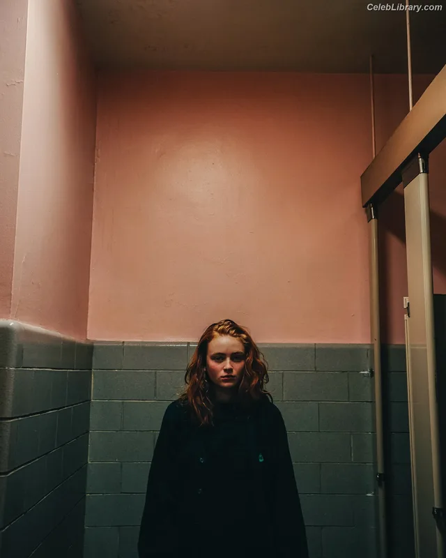 Sadie Sink photo 22 of 1907