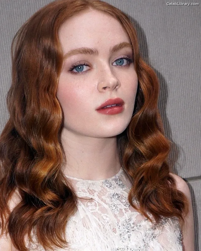 Sadie Sink photo 11 of 1907