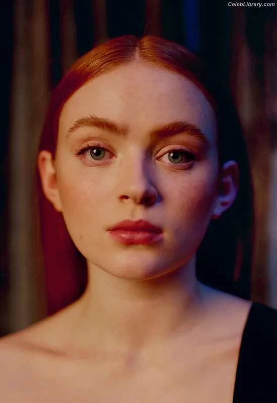 Sadie Sink photo 6 of 1907