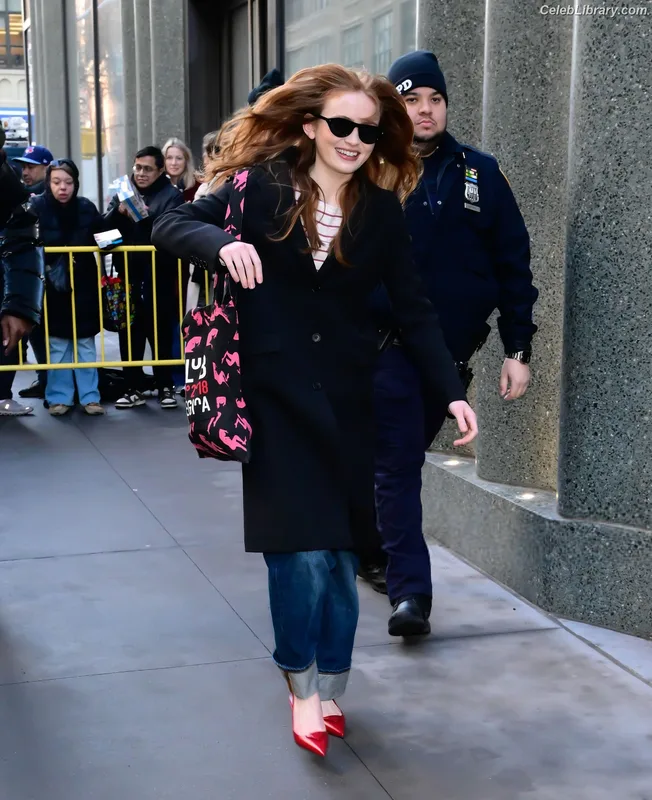 Sadie Sink photo 23 of 1907
