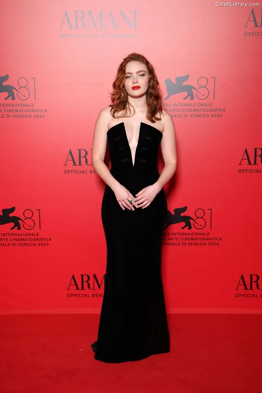 Sadie Sink photo 18 of 1907
