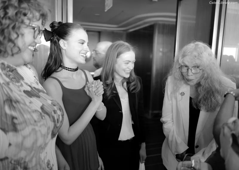 Sadie Sink photo 21 of 1907