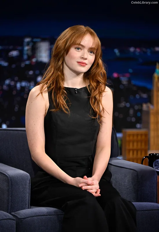 Sadie Sink photo 6 of 1907