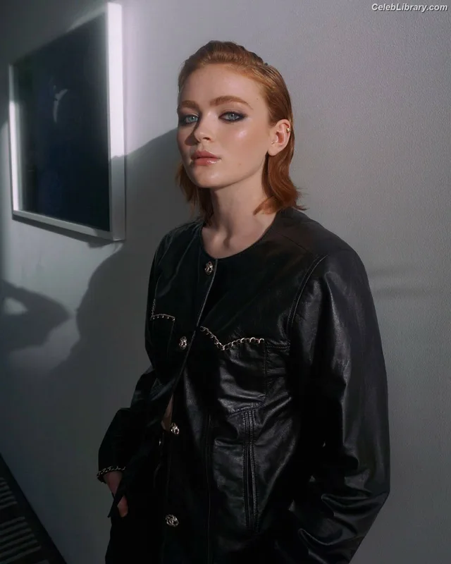 Sadie Sink photo 16 of 1907