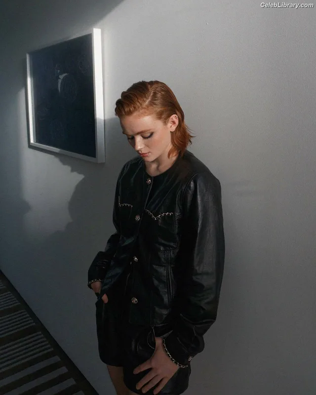 Sadie Sink photo 17 of 1907