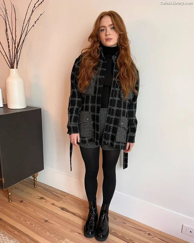 Sadie Sink photo 24 of 1907