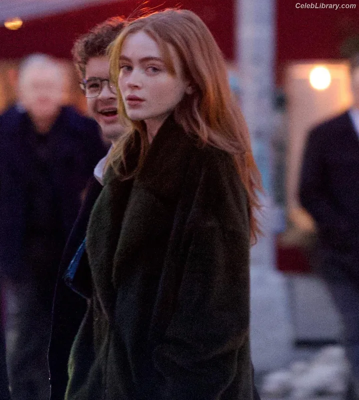 Sadie Sink photo 18 of 1907