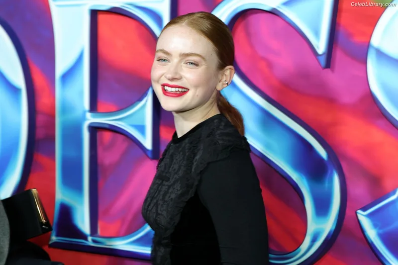 Sadie Sink photo 7 of 1907