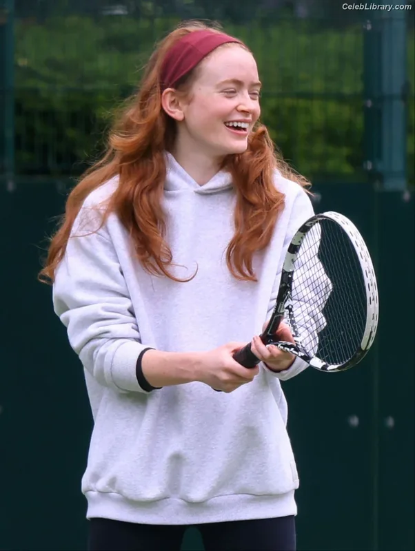 Sadie Sink photo 22 of 1907
