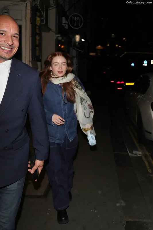 Sadie Sink photo 19 of 1907