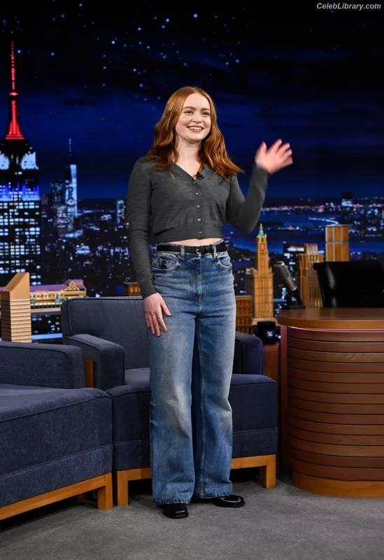 Sadie Sink photo 1 of 1907