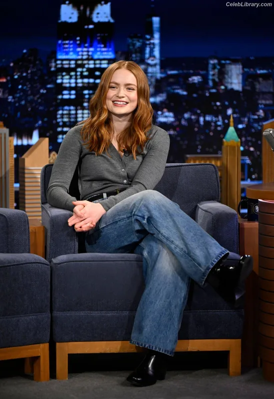 Sadie Sink photo 3 of 1907