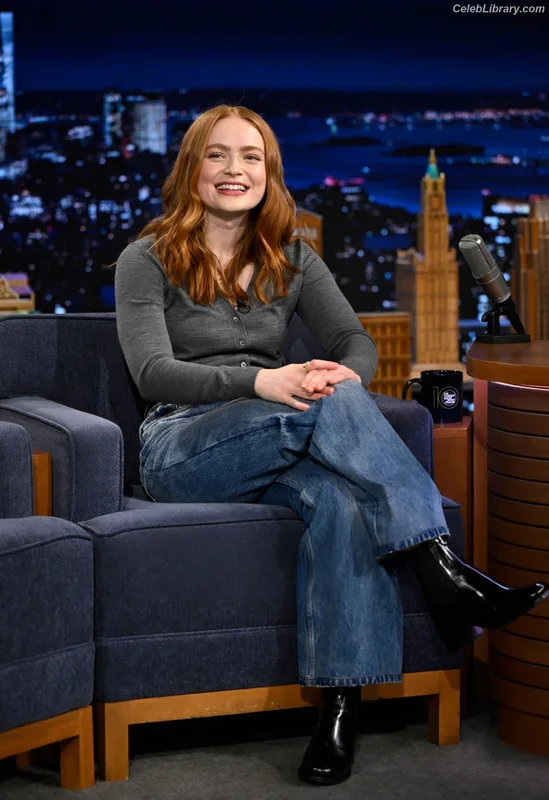 Sadie Sink photo 5 of 1907