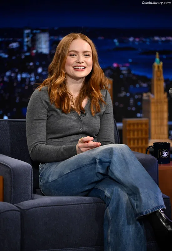 Sadie Sink photo 6 of 1907