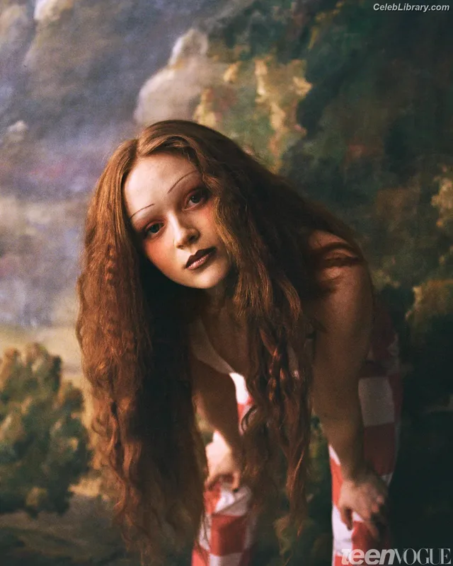 Sadie Sink photo 17 of 1907