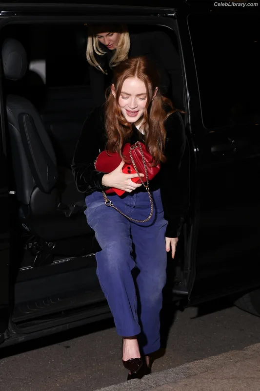 Sadie Sink photo 19 of 1907