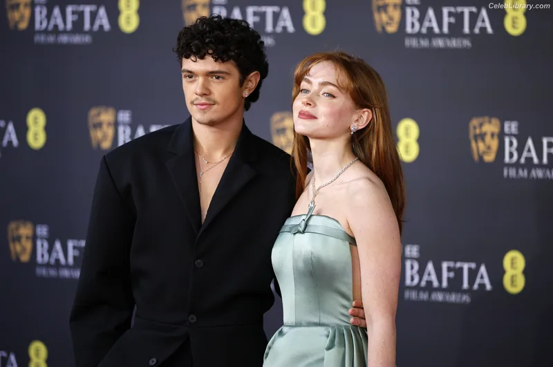 Sadie Sink photo 6 of 1907
