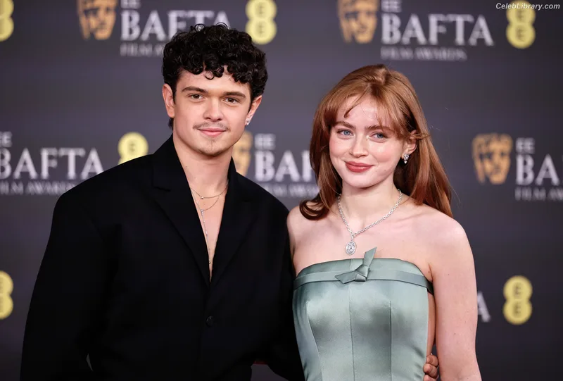 Sadie Sink photo 9 of 1907