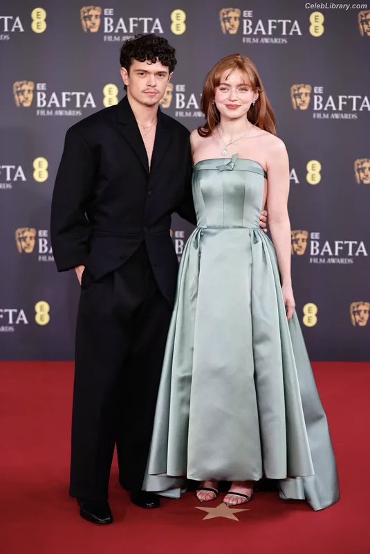 Sadie Sink photo 11 of 1907
