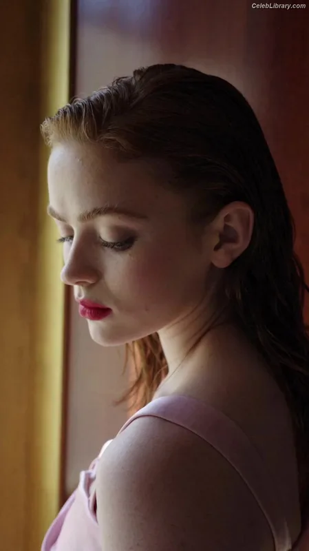 Sadie Sink photo 20 of 1907