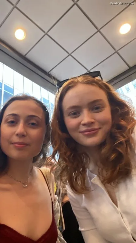 Sadie Sink photo 22 of 1907