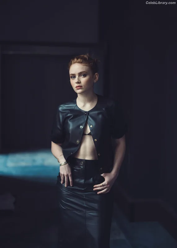 Sadie Sink photo 4 of 1907