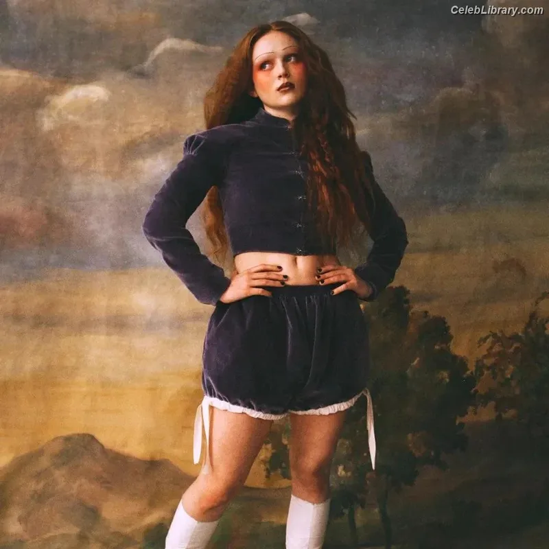 Sadie Sink photo 18 of 1907