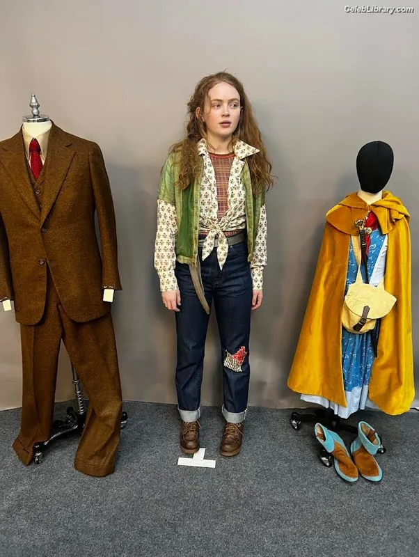 Sadie Sink photo 6 of 1907
