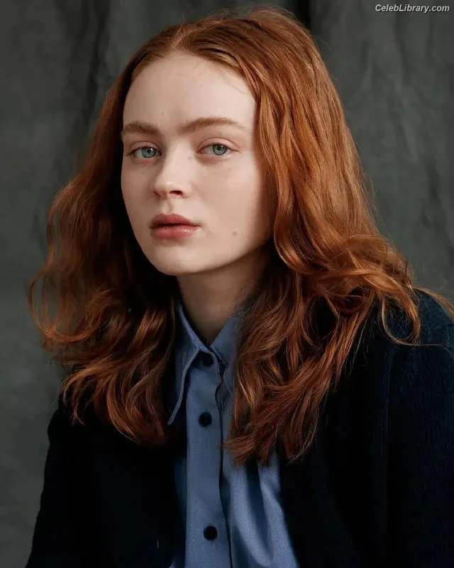 Sadie Sink photo 2 of 1907