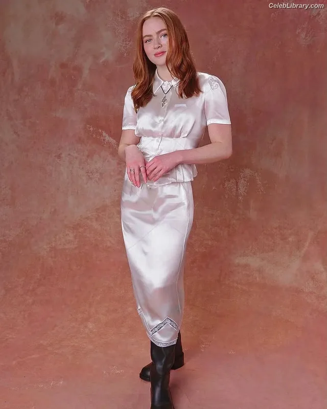 Sadie Sink photo 10 of 1907