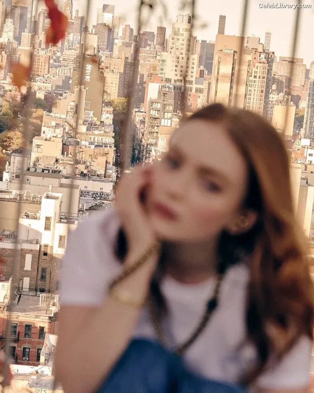 Sadie Sink photo 15 of 1907