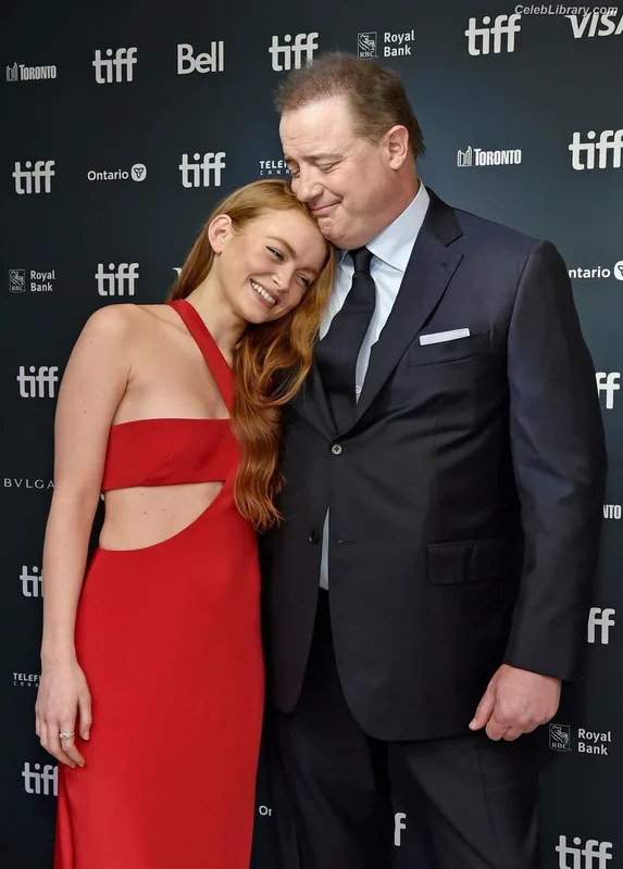 Sadie Sink photo 14 of 1907