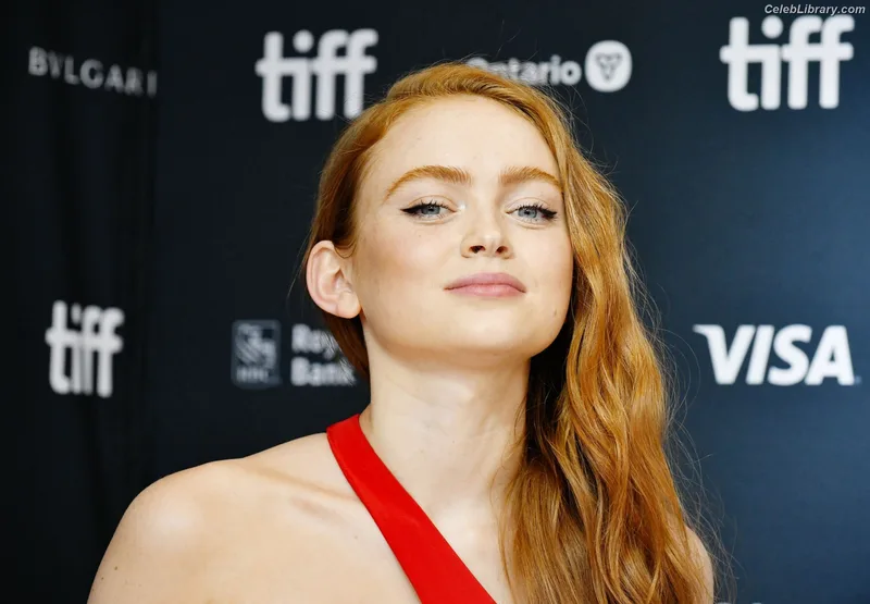 Sadie Sink photo 14 of 1907