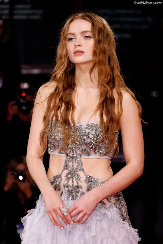 Sadie Sink photo 24 of 1907