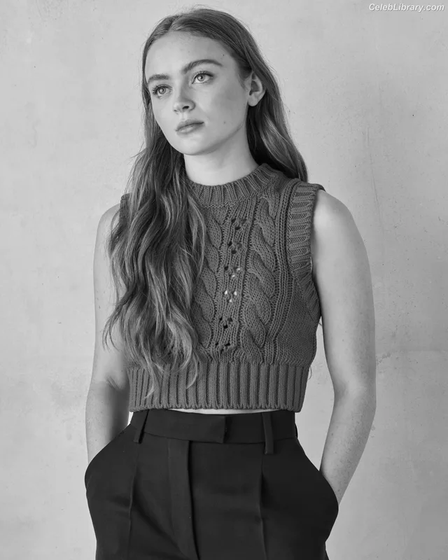 Sadie Sink photo 1 of 1907