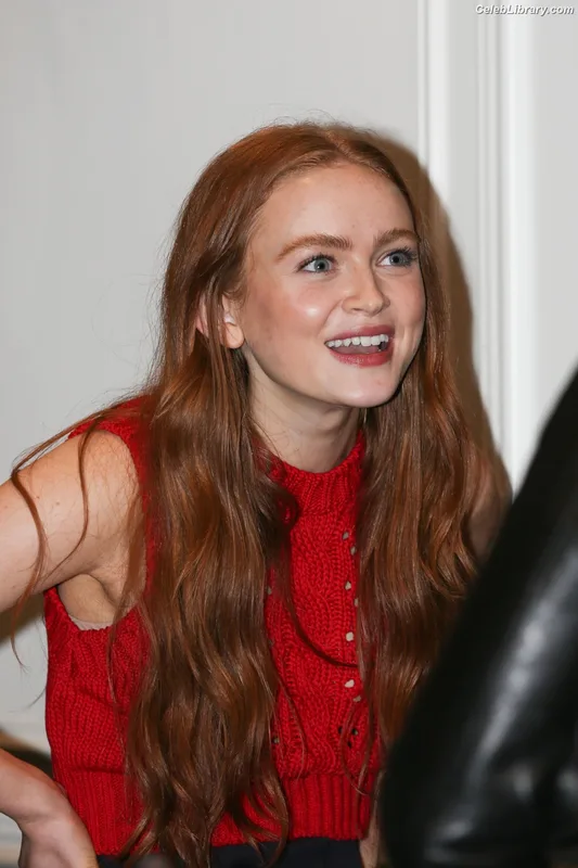 Sadie Sink photo 10 of 1907