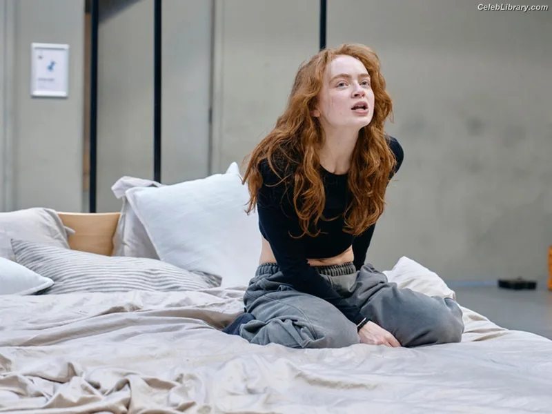 Sadie Sink photo 4 of 1907