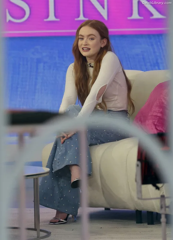 Sadie Sink photo 5 of 1907