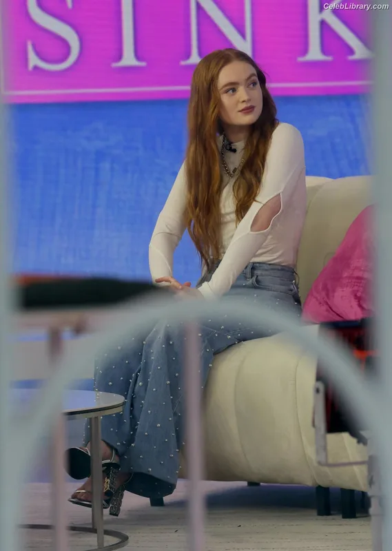 Sadie Sink photo 6 of 1907
