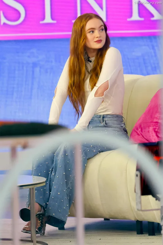 Sadie Sink photo 15 of 1907