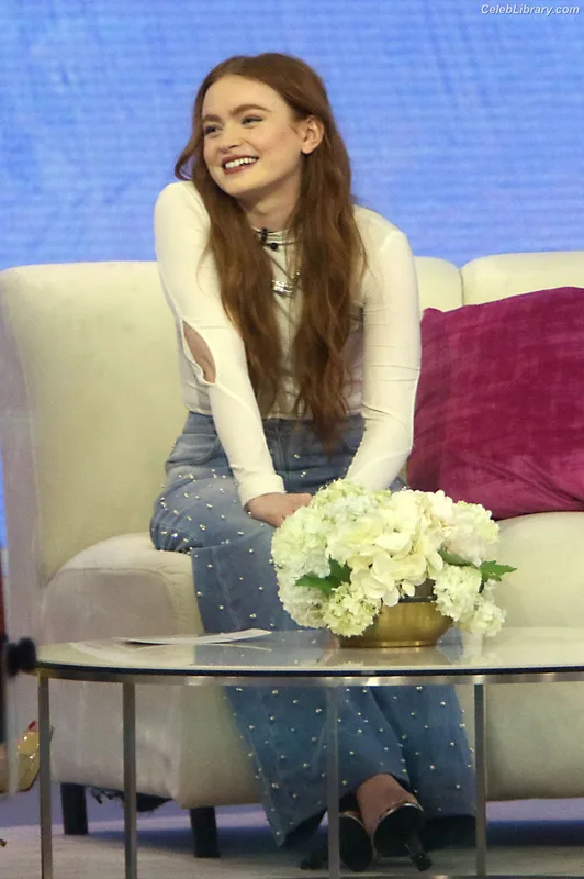 Sadie Sink photo 4 of 1907