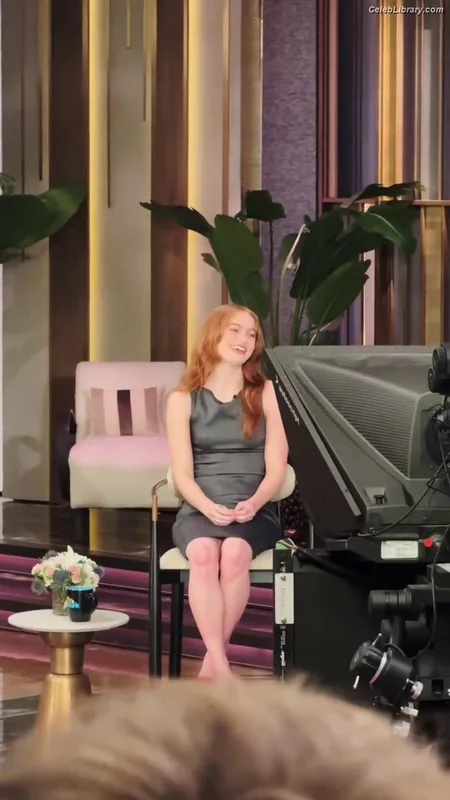 Sadie Sink photo 3 of 1907