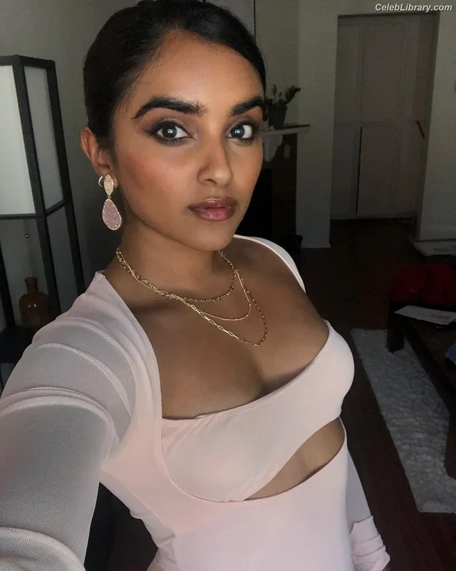 Sahana Srinivasan photo 6 of 54