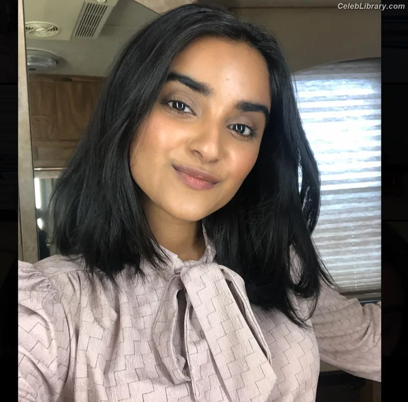 Sahana Srinivasan photo 13 of 54