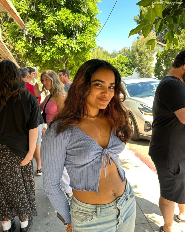 Sahana Srinivasan photo 6 of 54