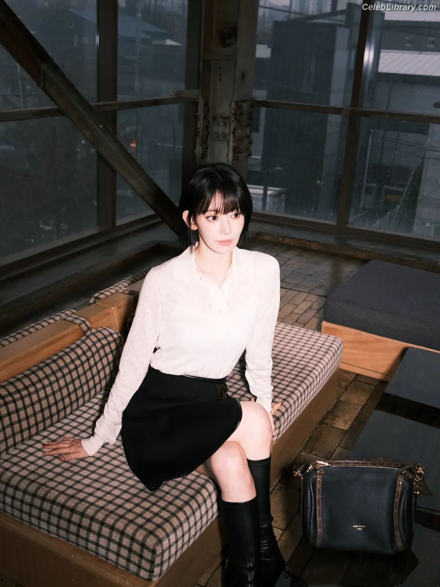 Sakura Miyawaki 宮脇 咲良 LESSERAFIM photo 10 of 729